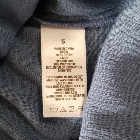 Cold shoulder top - Picture 5 of 8